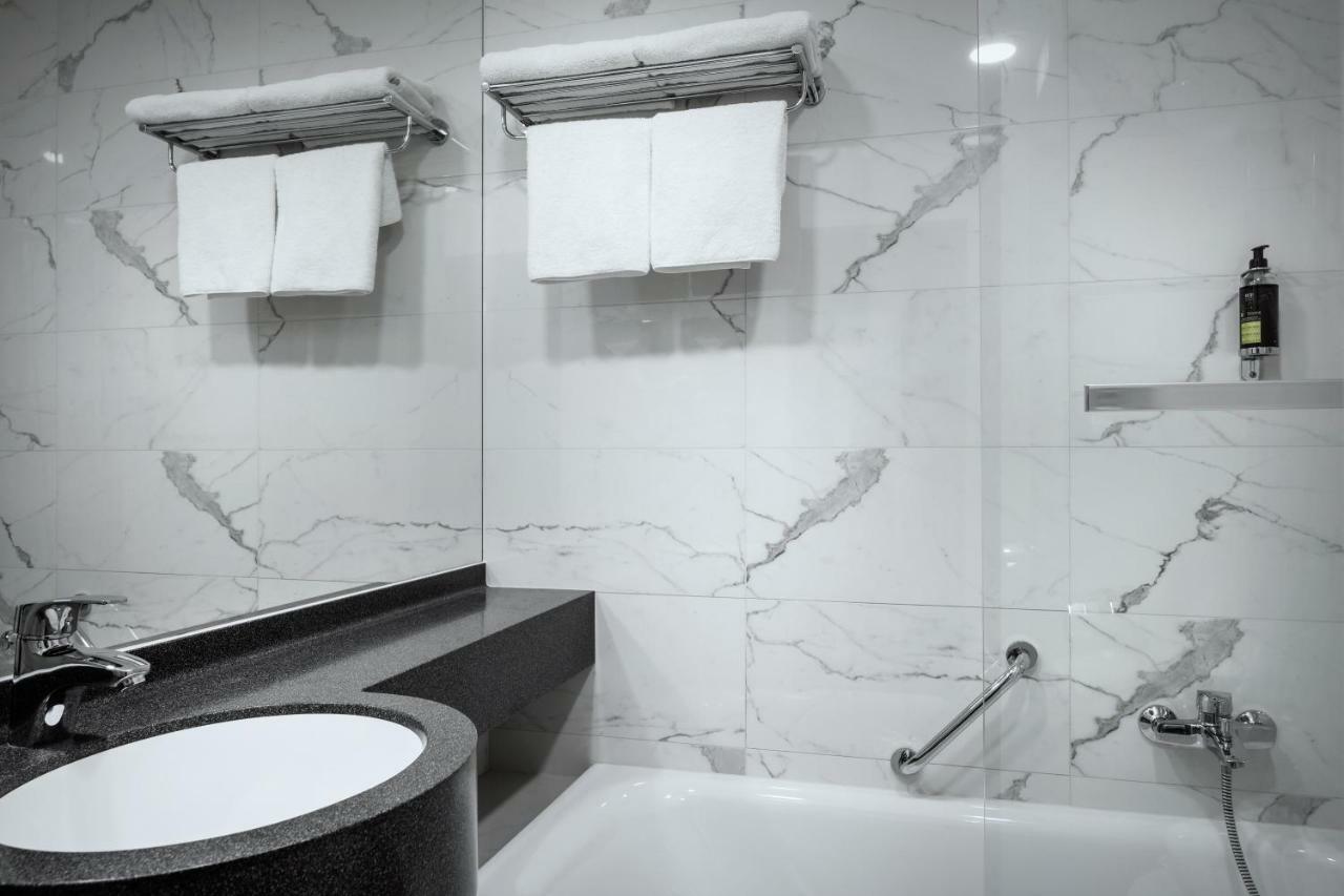 Готель Astoria 4*